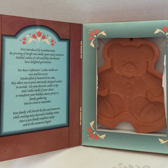 THE FOX RUN COUNTRY CUPBOARD Terra Cotta Cookie & Craft Mold Teddy - Picture 3 of 8